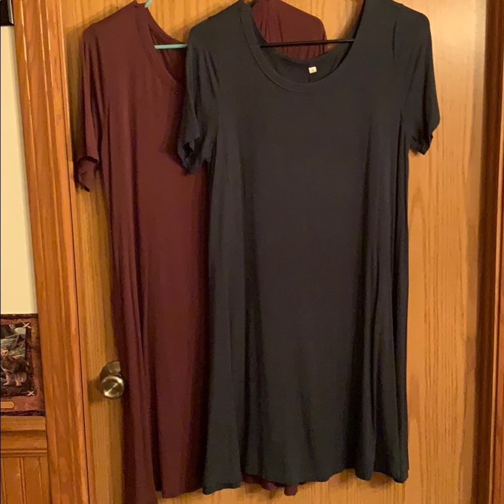Two T-shirt dresses one size L, one XL